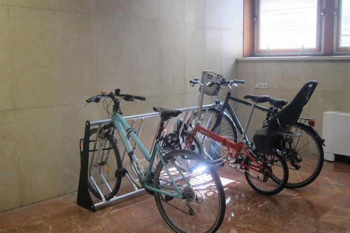 Aparcamiento para bicicletas en el Ayuntamiento de Barcelona