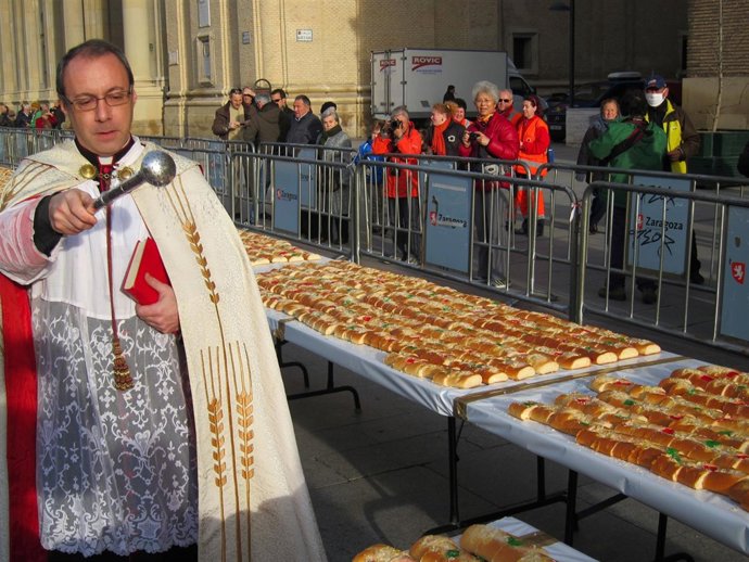 Bendición del roscón de San Valero