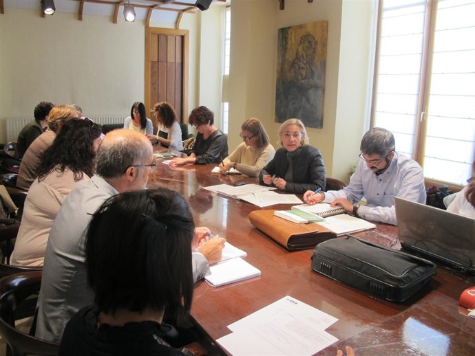 Acuerdo sindicatos administración para paga