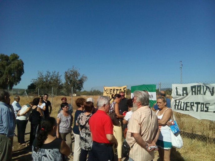 Concentración a favor de los huertos socio-ecológicos en Córdoba