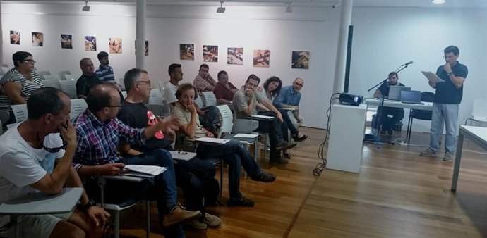 Charla coloquio sobre la ordenanza de peatones y ciclistas de Almería