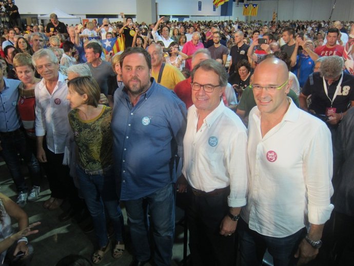 O.Junqueras, Artur Mas, R.Romeva (Junts pel sí)
