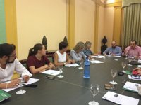 La Junta elabora una guía de recursos de atención a los refugiados