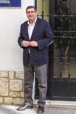 Antonio Moreno Ferrer, nuevo alcalde de Velez-Málaga PSOE tripartito 2015-2019