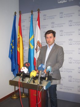 José María Pérez. 