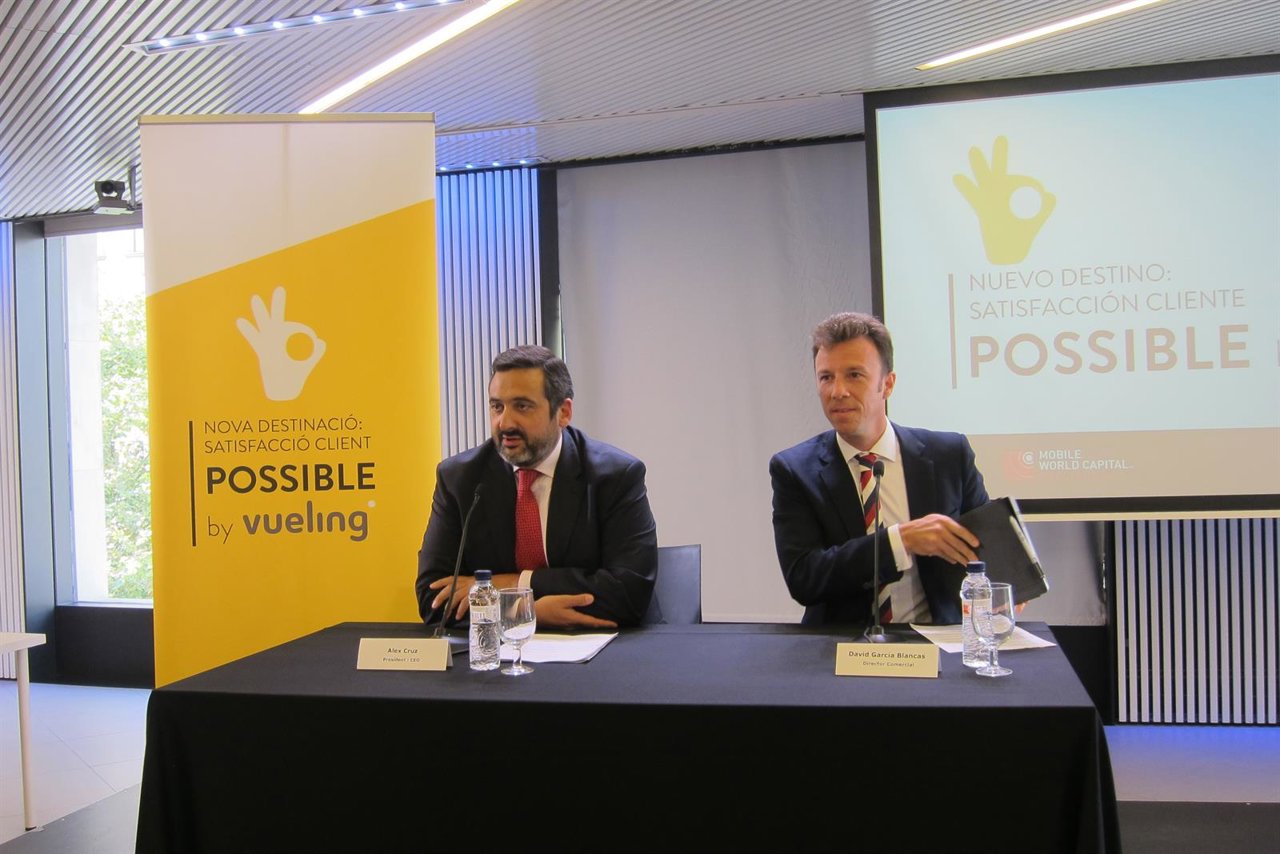 El pte. De Vueling Álex Cruz y el dtor. Comercial D.García Blancas