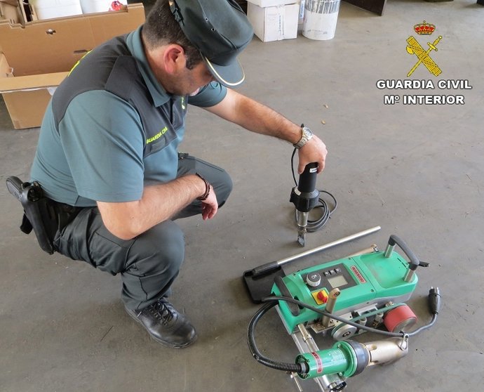 Material recuperado por la Guardia Civil. 