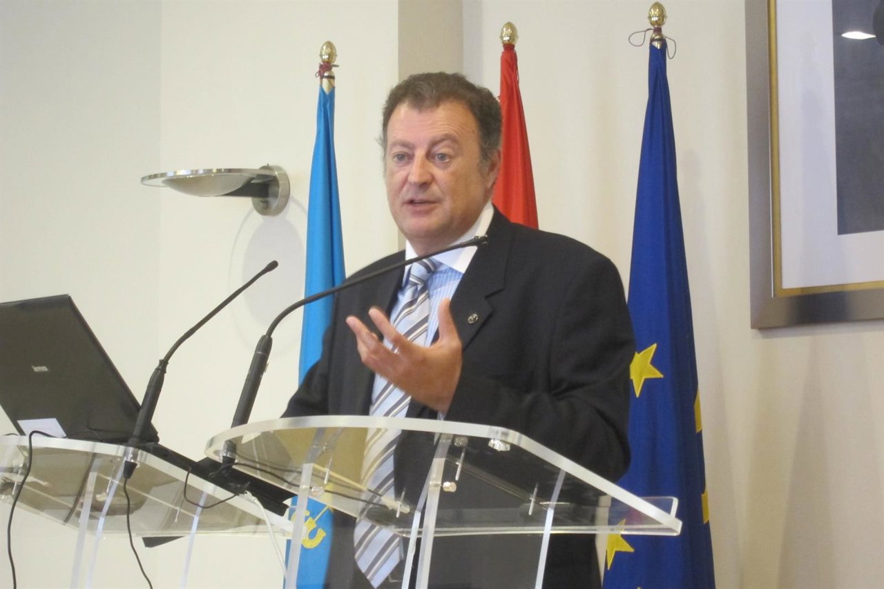  El Delegado De La Agencia Estatal De Meteorología En Asturias, Manuel Mora.