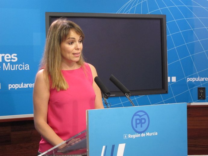 La portavoz del Grupo Municipal Popular en el Ayuntamiento de Murcia, Rebeca Pér