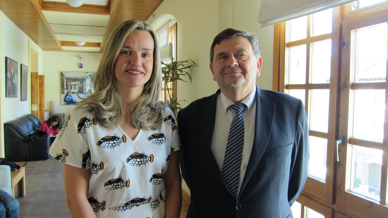 Pilar Alegría y Manuel López