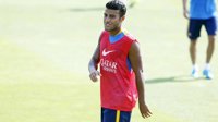 Rafinha estará unos seis meses de baja