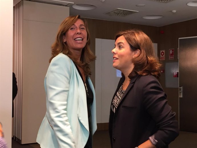 Alicia Sánchez-Camacho y Soraya Sáenz de Santamaría (PP)
