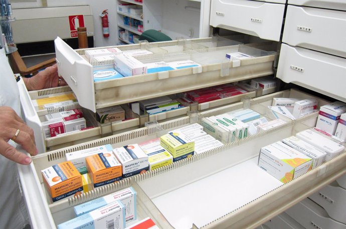 Medicinas en una farmacia