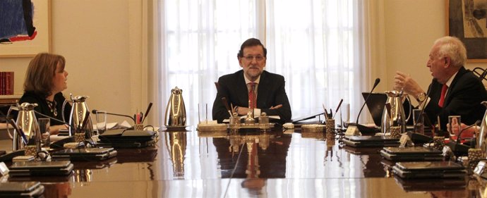 Mariano Rajoy preside el Consejo de Ministros extraordinario