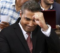 Al Sisi indulta a dos periodistas de Al Yazira y a dos activistas