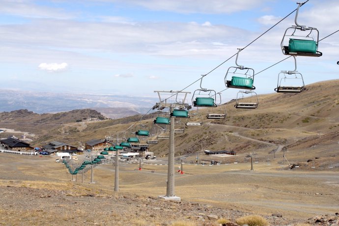 Remontes de la estación de esquí de Sierra Nevada