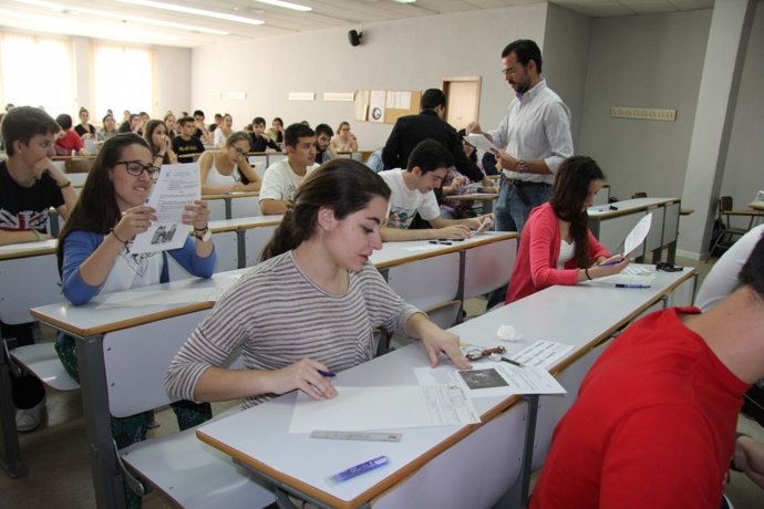 Alumnos cordobeses en las pruebas de Selectividad de junio