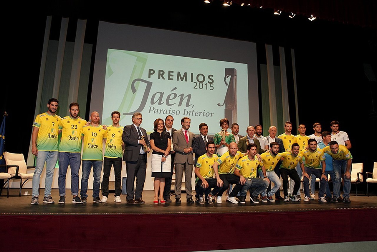 Foto de familia de la gala de los Premios 'Jaén, Paraíso Interior'
