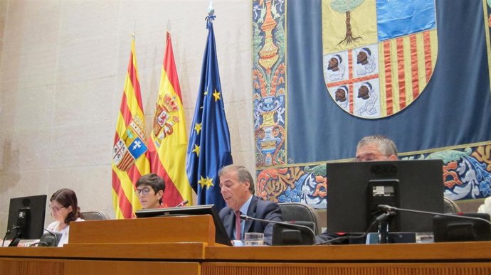 Las Cortes han reclamado hoy el regreso de los bienes de arte sacro