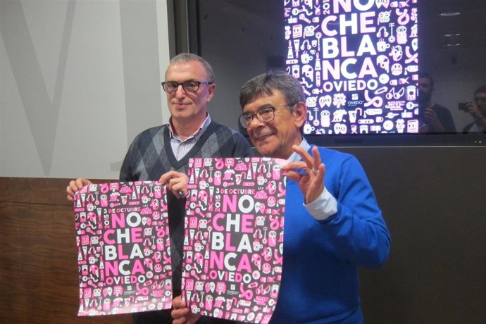 Roberto Sánchez Ramos y Roberto Sancifrian en la presentación Noche Blanca 2015.