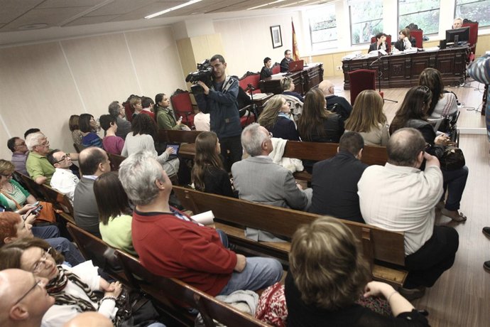 Juicio a la farmacéutca Grünenthal por las víctimas de la talidomida 