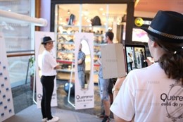 El centro comercial Dos Mares lidera la campaña  'Quererse está de moda'