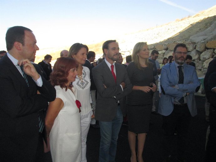 Felipe López en la inauguración de dos tramos de la Autovía del Olivar