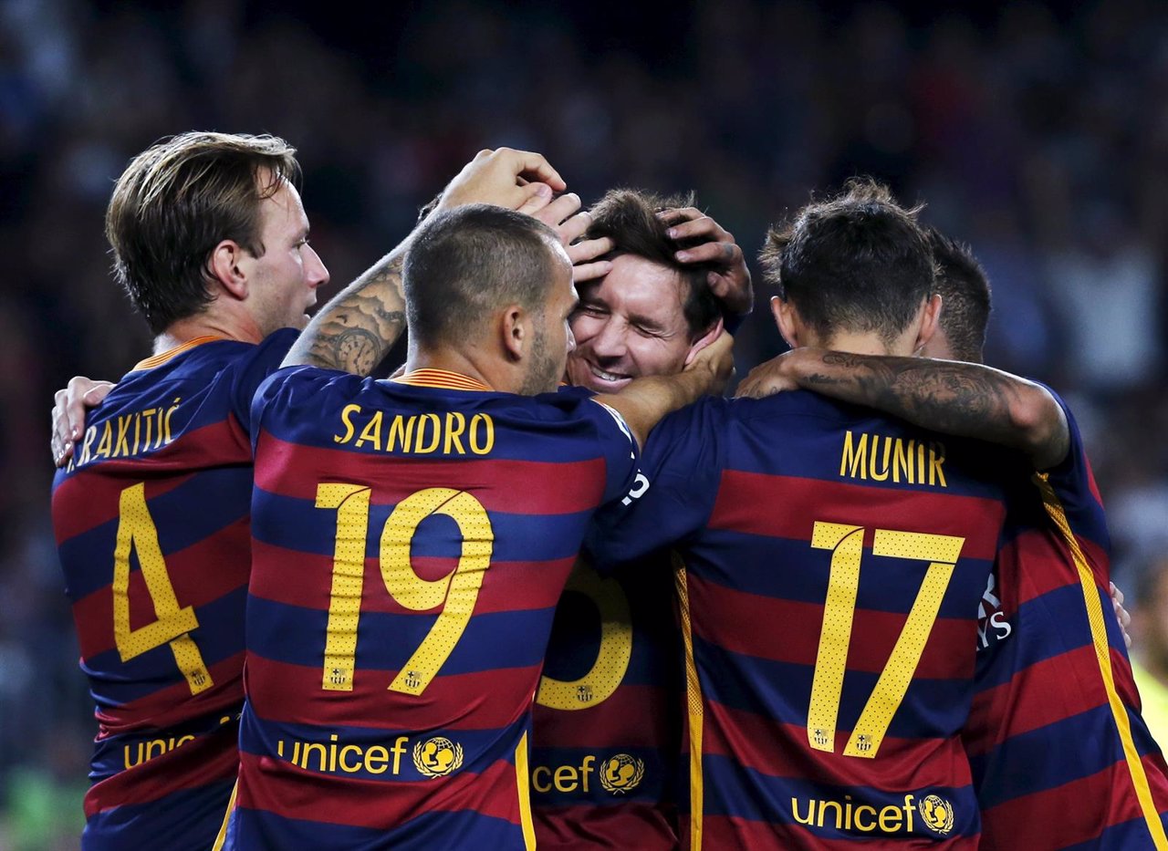Messi celebra el gol con Sandro, Munir y Rakitic