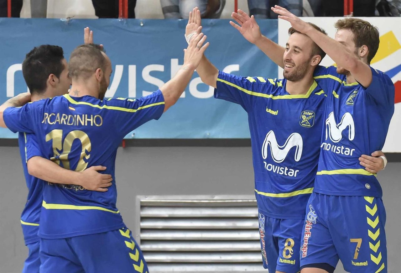 Movistar Inter celebra un gol