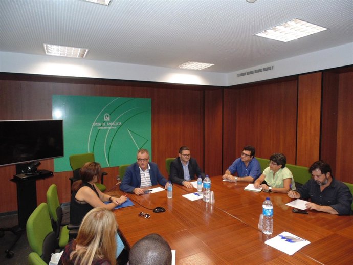 Reunión de la Junta de Andalucía con ONG para el desarrollo