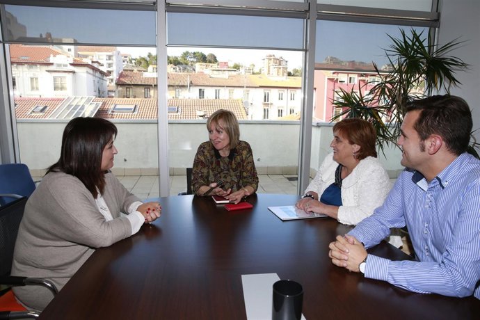 17:30.- Despacho De Reunión De Eva Díaz Tezanos Con AMAT