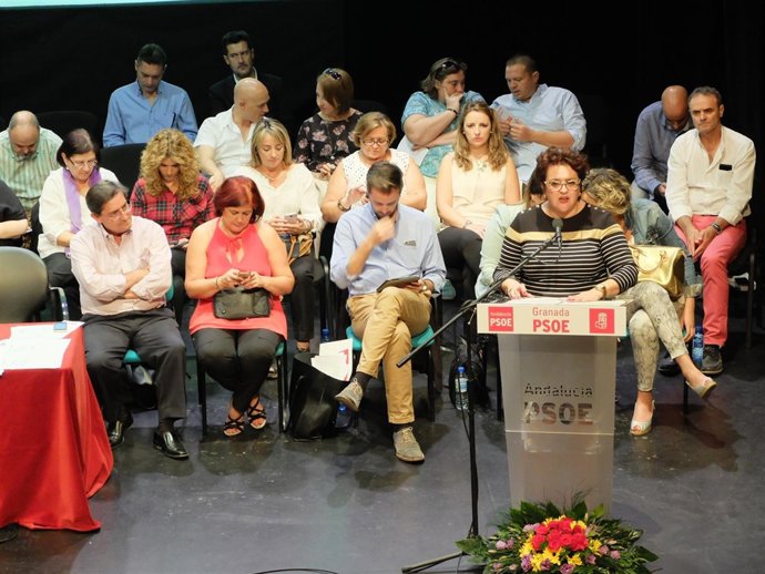 La secretaria general del PSOE de Granada, Teresa Jiménez