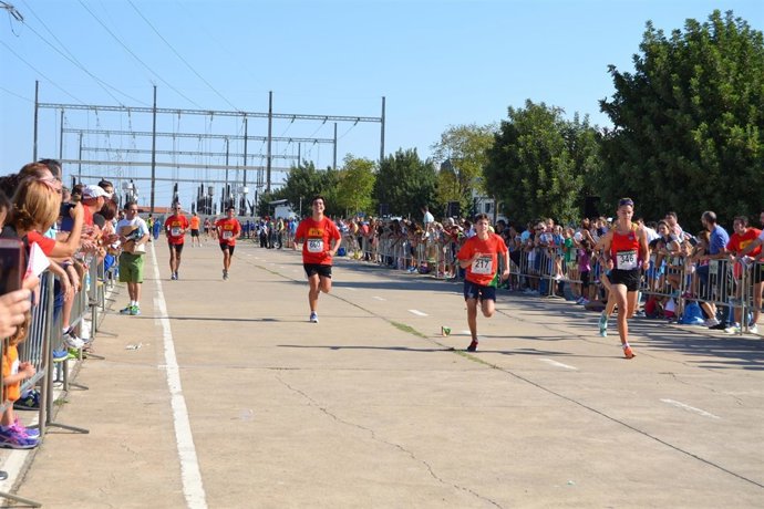 Carrera popular a beneficio de Autismo Sevilla