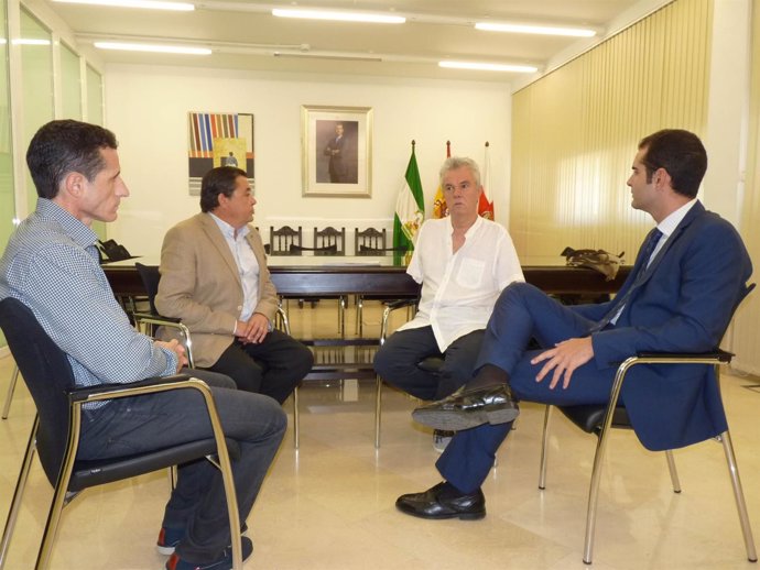 Reunión de concejales del PP en Almería con Avite