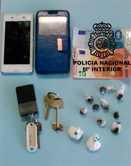 Objetos intervenidos al detenido