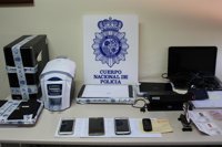 Siete detenidos por defraudar 250.000 euros falsificando tarjetas bancarias