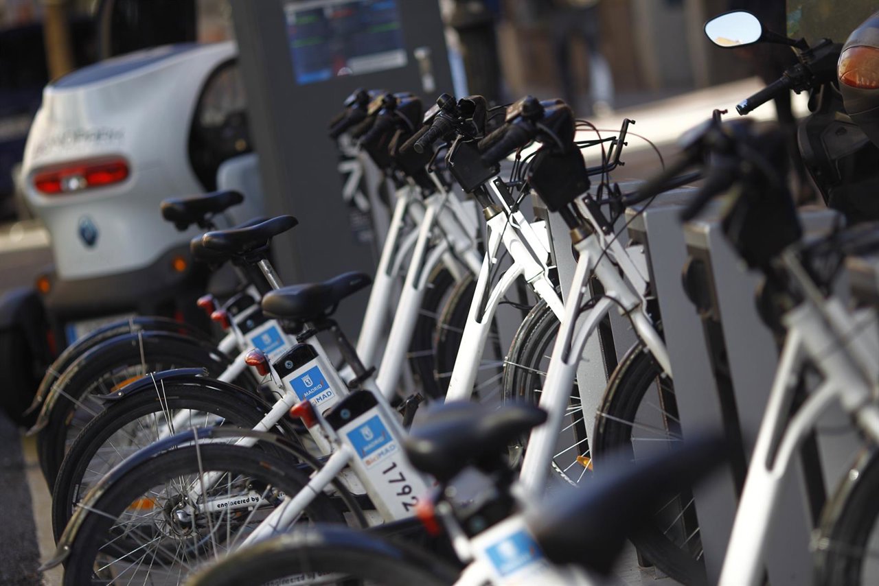 Servicio de bicicletas del Ayuntamiento de Madrid, bicimad