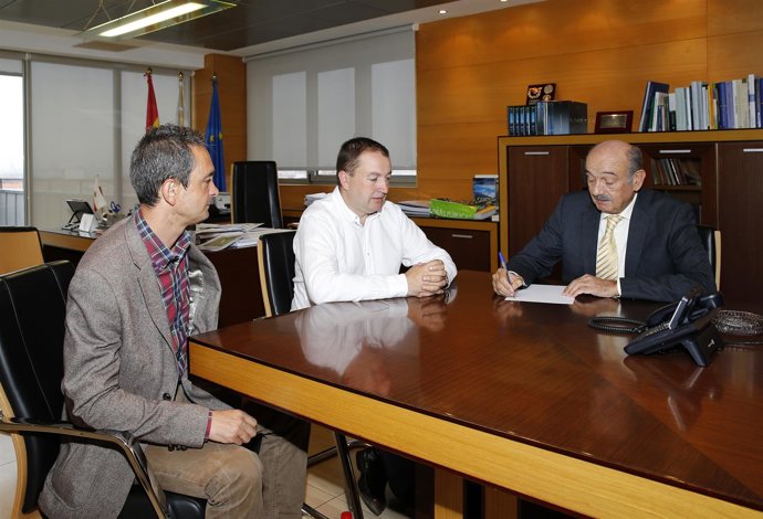 Mazón con  representantes de AEXCA