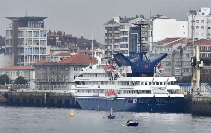 Escala del crucero 'Corinthian' en Santander
