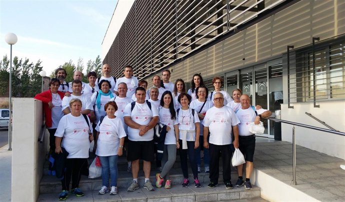 Participantes en la Ruta Senderista 'Corazón sano'
