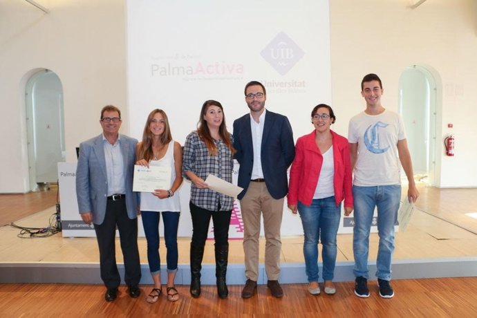José Hila y alumnos de PalmaActiva y la UIB