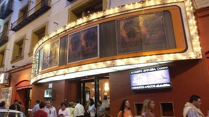 Cine Cervantes.