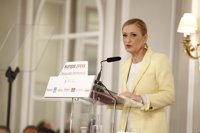 Dice que las críticas a posteriori, como la de Aznar, "no tienen mucho mérito"