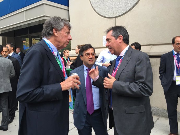 Espadas en Washington.