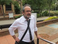 Baños (CUP) distingue la "solidaridad" por la situación legal de Mas de su investidura y reitera que no lo votarán