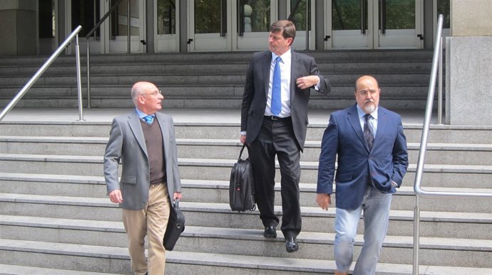 Txarli Prieto,Víctor García Hidalfo y Javier Beramendi