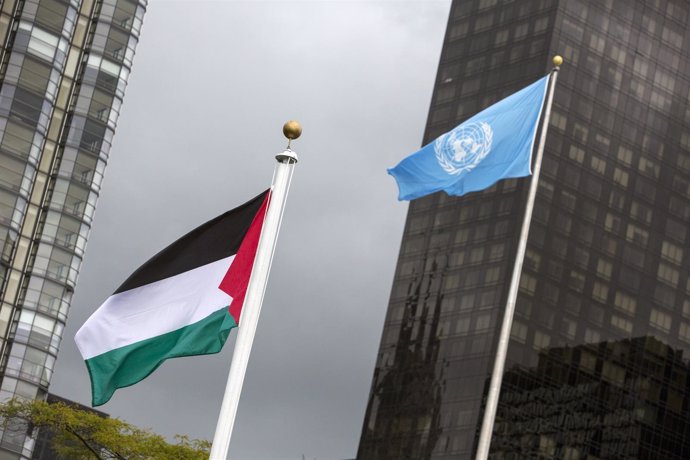 La bandera palestina ondea en la ONU