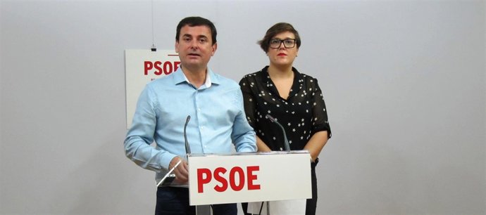 Emilio Ivars y Presen López en rueda de prensa