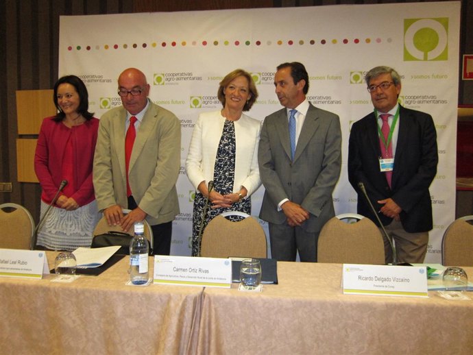 Carmen Ortiz (centro) en la inauguración del Foro