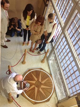 Puesta en marcha del péndulo de Foucault